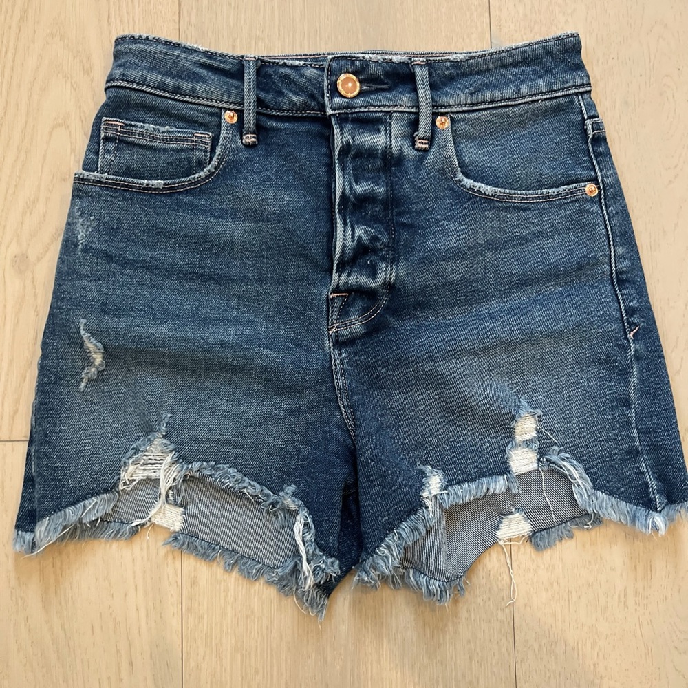 NWT Good American Bombshell Blue Denim Shorts 25